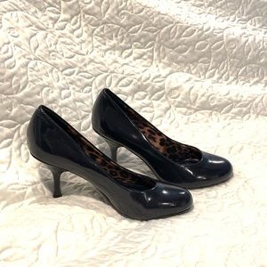 Navy vintage Arturochiang pumps size 8
